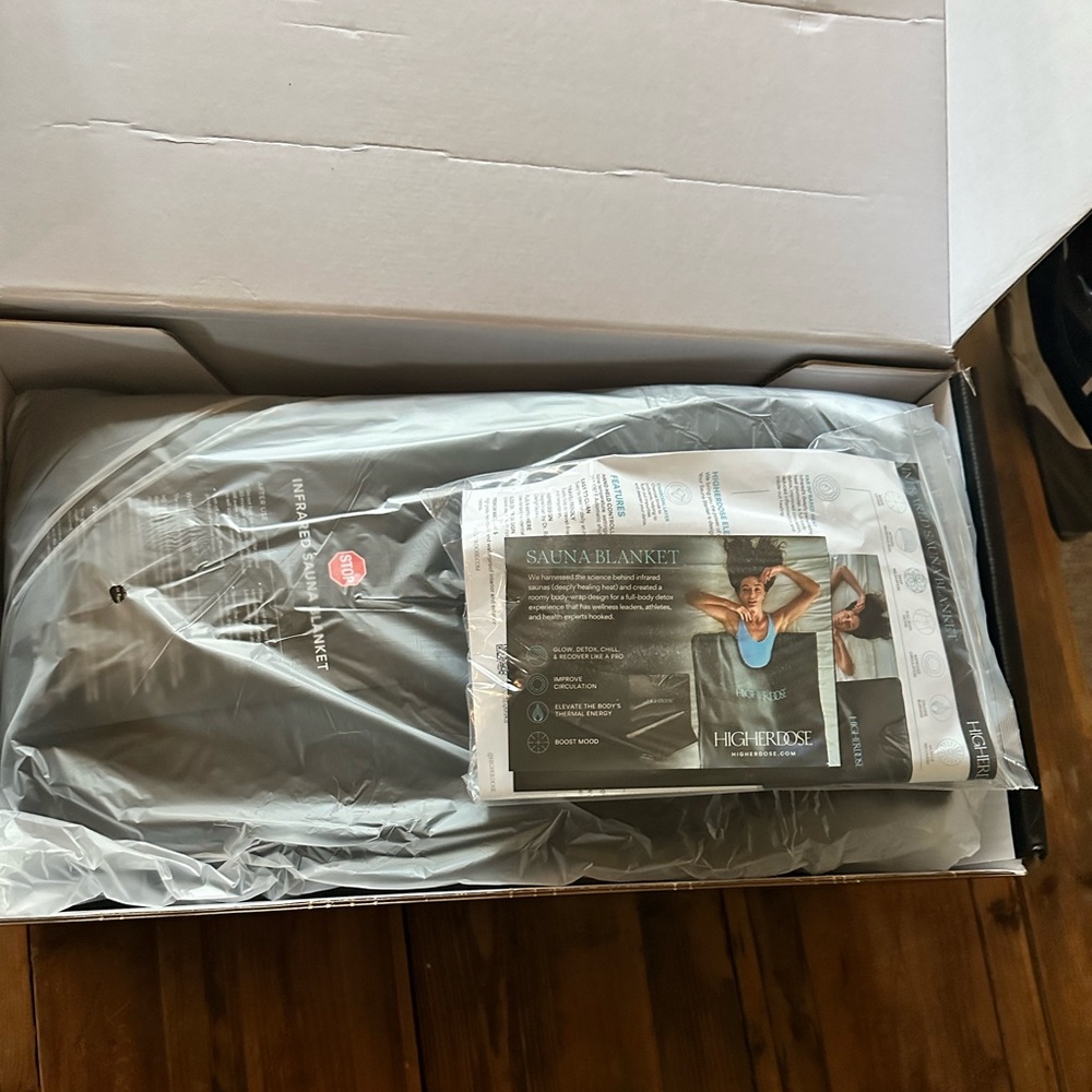 Higher Dose Sauna Blanket and Insert-NWT